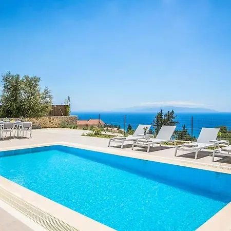 Lourdata Sleeps 5 Pool Air Con Wifi Βίλα Λουρδάτα